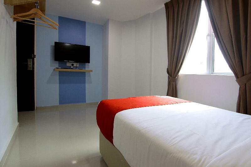 Room V @ Jalan Megat Batu Pahat Buitenkant foto